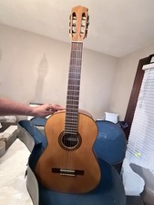 classical guitar Classical Guitars price