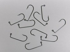 100 Eagle Claw 570BP BLACK CHROME ABERDEEN 90 DEGREE JIG HOOKS You Pick Size Fishing Hook (Jig) price