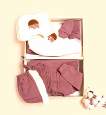 Newborn Purple/White Vintage Embroidered 7-Piece Set Baby Sleep Set price
