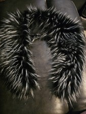 AVEKI Faux Fur collar Wrap Scarf Accessory 31" Black & White Shawl price