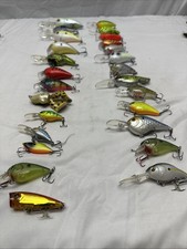 26 Artificial Fishing Lures In Various Sizes And Colors. Artificial Bait / Rapala price