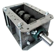 SHREDDER FULLY BUILT - 21 x 5MM 3 BLADE ROTATING SHEAR CUTS PLUS 6MM SIEVE Blueprint Machine price