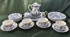 C23 HUTSCHENREUTHER blue onion  GERMANY Vtg Breakfast Set 20piece scalloped edge Breakfast Set price