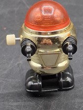 Vintage 1978 Tomy Wind-Up Toy Robot 2” Lost In Space Tested Anf And Working Robots & Space Toys price