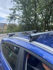 Locking Aluminium Cross Roof Bars for Ford Focus Estate 2011 -2018 2017 2016 Roof Rails price
