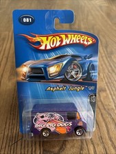 2005 Hot Wheels #81 Asphalt Jungle 1/5 Combat Ambulance Purple Body Chrome 5spk SPK price