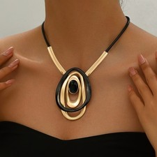 Women's Retro Circular Oval Pendant Necklace Exaggerated Alloy Fashion Jewelry Costume Necklace price
