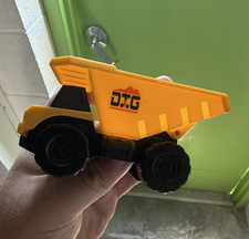 Diecast Dump Truck Construction Vehicle Toy Yellow & Black Die Cast Model Toy Truck & Construction Vehicle price