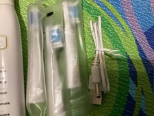 White Electric Toothbrush 6-Speed Battery Powered w/ USB Cable, Case & Heads Electric Toothbrush and Accessories price