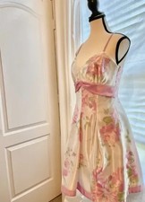 READ! Vintage Jessica McClintock Satin Eggshell Peony Romantic Fit & Flare Dress Women's Nightgown and Robe price