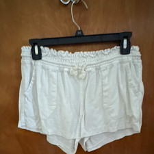 April Lis Women's White Solid Drawstring Elastic Waist Shorts Pockets Size M Women's Shorts price