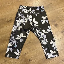 Tek Gear Women's Leggings - M - Black/White Floral Capri High Rise Elastic Leggings price