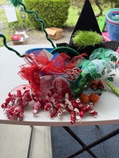15 Piece Set Of Girls Holiday Themed Hair Accessories Toka, Taç & Saç Bandı price