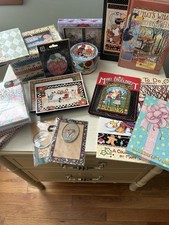 Lot of 20 MARY ENGELBREIT Gift Items-Journals, Note Cards, Books, Magnets + More Hediyelik Eşya price