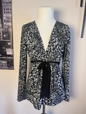 BCBGMAXAZRIA Black/Gray Abstract V-Neck Long Sleeve Tie Waist Tunic Blouse S Tesettür Tunik price