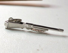 Shotgun Figural Tie Clasp Clip Bar 1960s Vintage 2 in Kravat İğnesi price