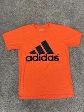 adidas Boys Orange/Black Short Sleeve Crew Neck Logo Graphic T-Shirt Size S Erkek Çocuk Gömlek price