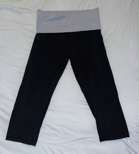 PINK Yoga Black Capri Leggings Gray Logo Waistband High Rise Stretch XP Kadın Capri / Kapri price