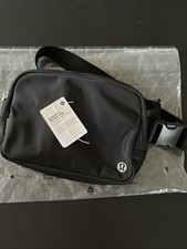 Lululemon Everywhere Belt Bag Large Black Rare 2 Liter Size With Tags Women's Belt Bag price