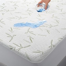 Bamboo Mattress Protector Hypoallergenic & Breathable Waterproof Mattress Cover Mattress Protector price