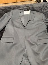 .New DKNY Men’s Suit. Charcoal color. Jacket-42SHORT, Pants-35W Men's Suit price
