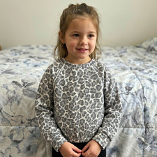Member's Mark Girls Leopard Print Gray Pullover Sweatshirt Crewneck XS (4/5) Girls' Sweatshirt price