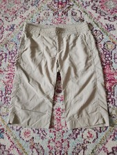 The North Face Pants Size 6 Nylon Khaki Quick Dry Beige Capri Shorts Cropped EUC Shorts & Capri (Outdoor) price