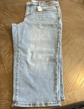 Lane Bryant Capri Jeans Blue Womens Sz 18 Genius Fit Stretch Mid-Rise 5-Pockets Shorts & Capri (Outdoor) price