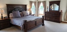 5-Piece Dark Wood Bedroom Set: Bed, Dresser w/ Mirror, two Nightstands, Bureau Bedroom Set price