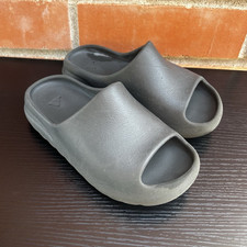 Youth boys Gray Adidas Yeezy Sandals US 3 Rubber Upper Slip-On Open Toe Boys' Slippers & Sandals price