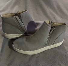 Soda Women’s Gray Suede Ankle Bootie US 11 Round Toe Side Zip Flat Sole Women's Boots price