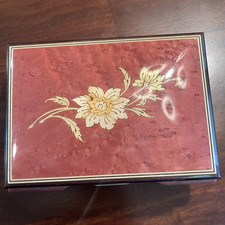 Red/Gold Wood Desk Clock Quartz Analog Roman Numerals Floral Inlay Italy Desk Clock price