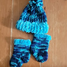 Knit Striped Beanie Hat w/ Pom Pom & Matching Booties Blue/Black One Size Baby Hat price
