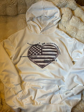 Women's White Pullover Hoodie USA Flag Heart Graphic Pocket Cotton One Size Women's Sweatshirt price