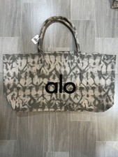 Alo Yoga Tote Bag Large Gray Canvas Tie Dye - Beach / Gym Bag - New with Tags Travel Bag price