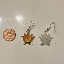Campfire earrings Pearl Earrings price