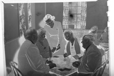(1) B&W Press Photo Negative Group Around Table Socializing Papers T2081 Photo Papers & Acetates price