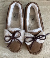UGG DAKOTA DOUBLE BOW WOMEN SLIPPER SUEDE CHESTNUT US 9/UK 7/EU 40 Slippers price