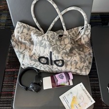 ALO Yoga Gray Tie Dye Tote Bag Canvas Large Gym Travel Bag NWT Authentic Women's Sports Bag price