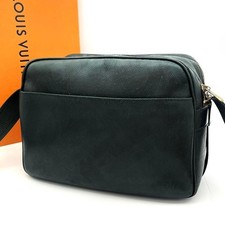 Louis Vuitton Taiga Reporter PM Shoulder Messenger Bag Epicea Green M30154 Unisex Messenger Bag price