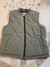 Old Navy Green Quilted Full-Zip Vest w/ Pockets Size M (8) Boys' Vest price