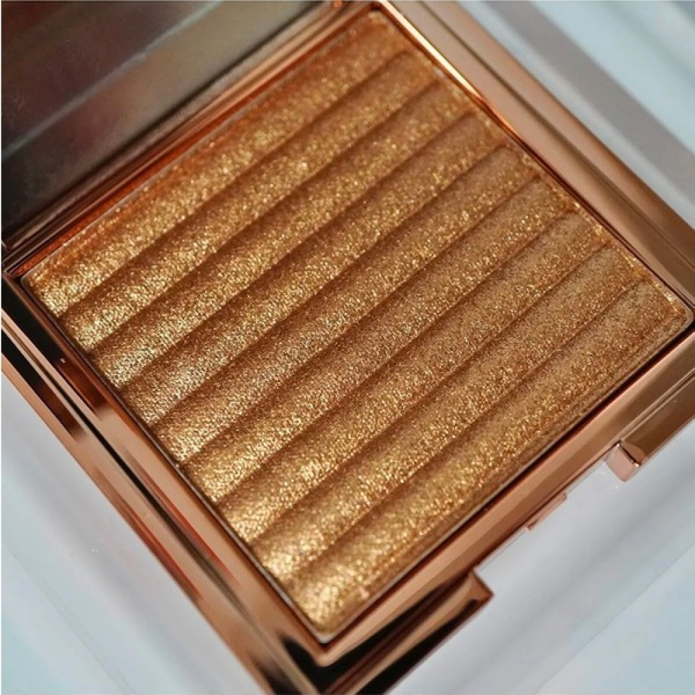 Eda Luxury Beauty Golden Fierce Star Shine Highlighter Işıltılı Simli Ipeksi Saten Aydınlatıcı Makyaj Glow Palette Oto Boyaları Fiyatı