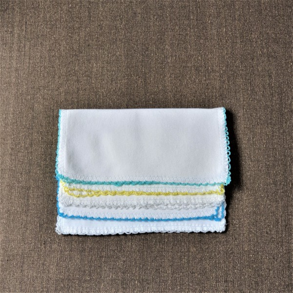 Eke Baby Ekebaby Kenarları Renkli, Oyalı 17X17 cm 10'lu Ağız Mendili - 0 - 2 Yaş - Beyaz Mama Önlüğü Fiyatı