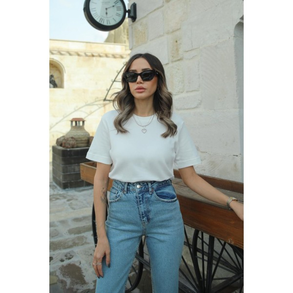 Ekru Bisiklet Yaka Premium Tişört Bayan T-shirt Fiyatı
