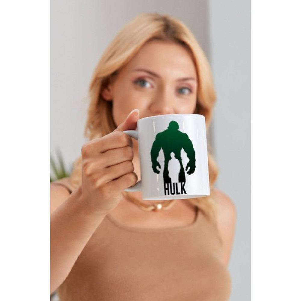 Elimin Ucunda Hulk Model Baskılı Özel Baskı Tasarım Porselen Kupa Mug Bardak Hediyelik - 1 Adet - Beyaz - Yeşil - 300 ml Oto Boyaları Fiyatı