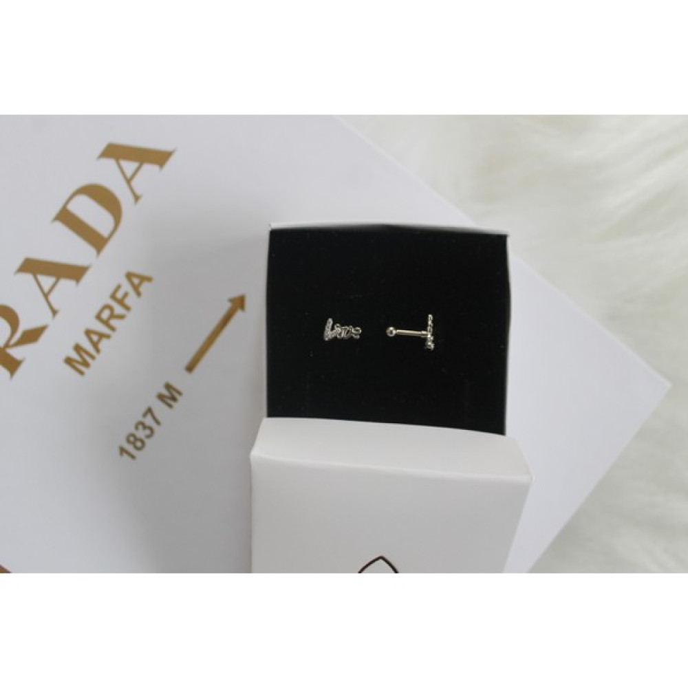 Elizya Butik Cerrahi Çelik Gümüş Renk Love Yazılı Tragus,helix, Forward Helix, Conch Piercing Altın & Gümüş Piercing Fiyatı