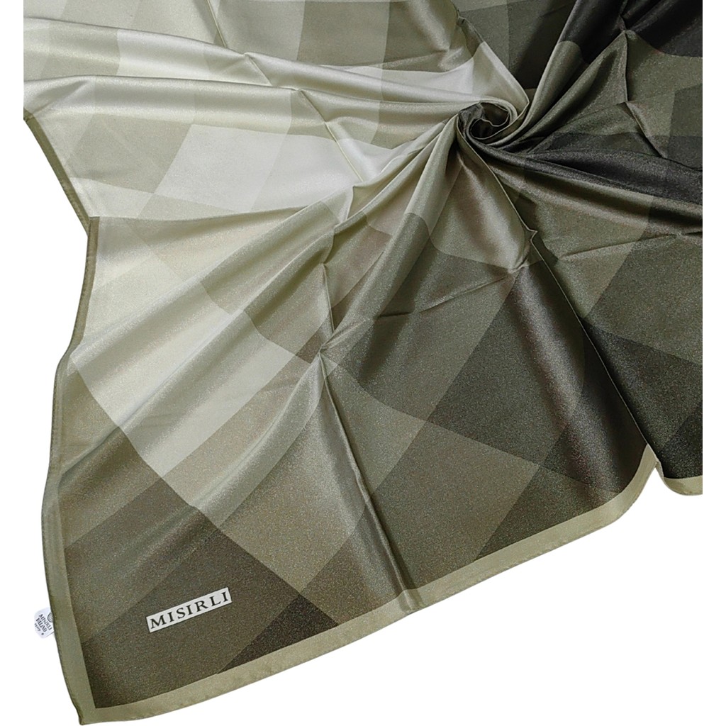 Emprime Kristal Eşarp – 90x90 cm SSD / Solid State Drive Fiyatı