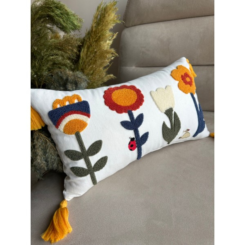 En Gözde Home Punch Nakışlı Kırlent Kılıfı - 30 x 50 cm - Bej - Hardal Kırlent / Mobilya Yastığı Fiyatı