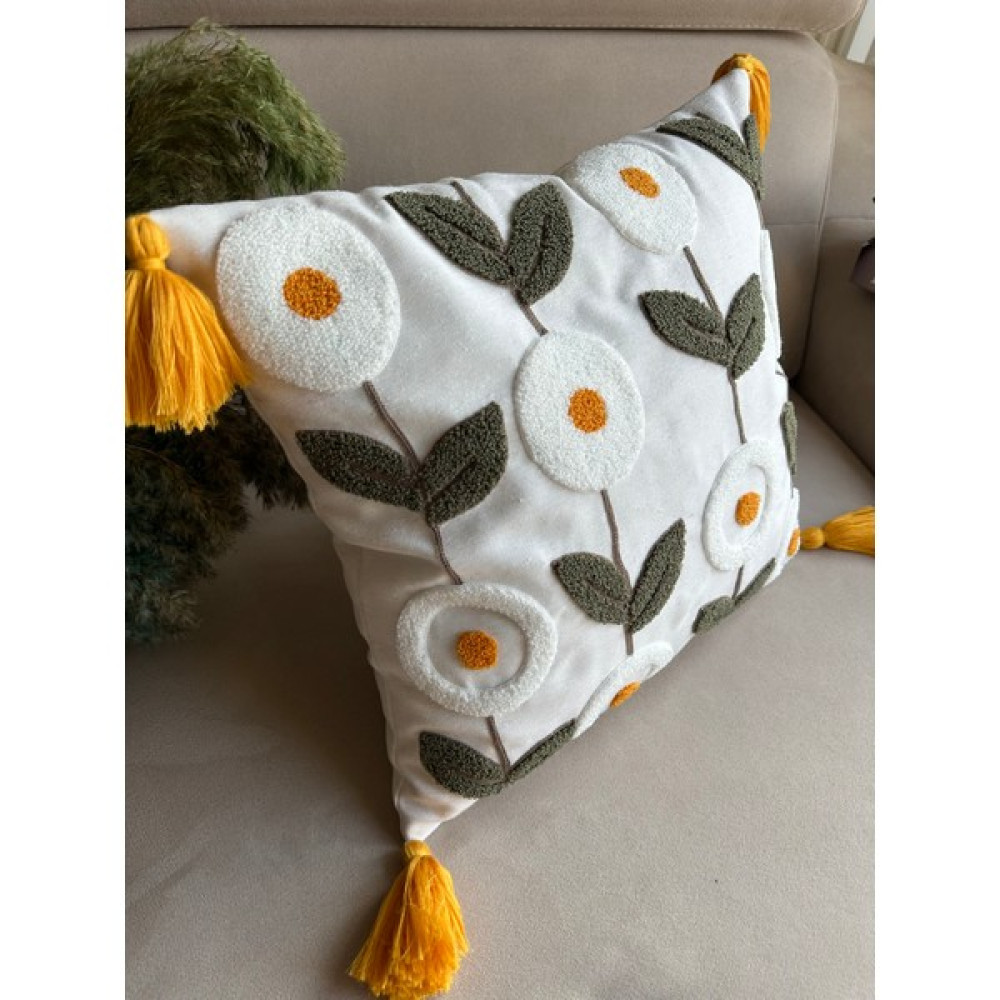 En Gözde Home Punch Nakışlı Kırlent Kılıfı - 43 x 43 cm - Ekru Kırlent / Mobilya Yastığı Fiyatı