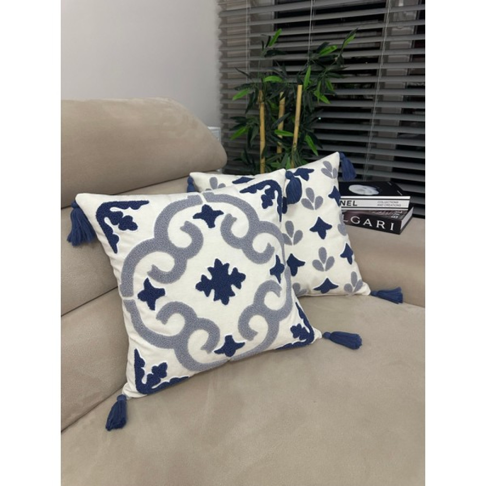 En Gözde Home Punch Nakışlı Kırlent Kılıfı - 43 x 43 cm - Gri - Ekru Kırlent / Mobilya Yastığı Fiyatı